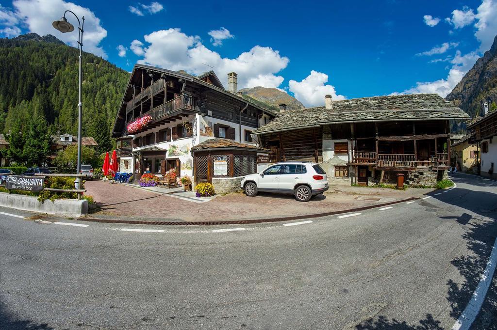 Hotel Gran Baita Gressoney-Saint-Jean Bagian luar foto