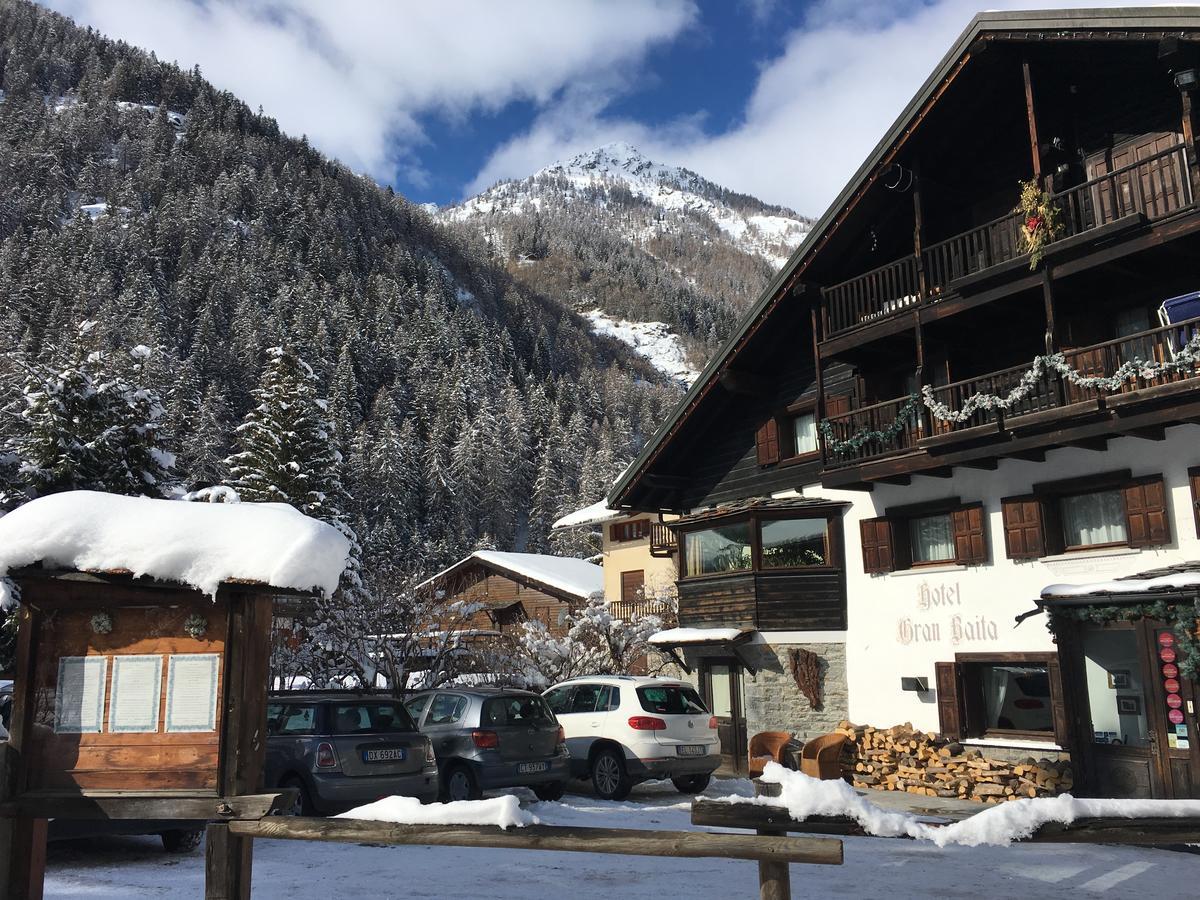 Hotel Gran Baita Gressoney-Saint-Jean Bagian luar foto